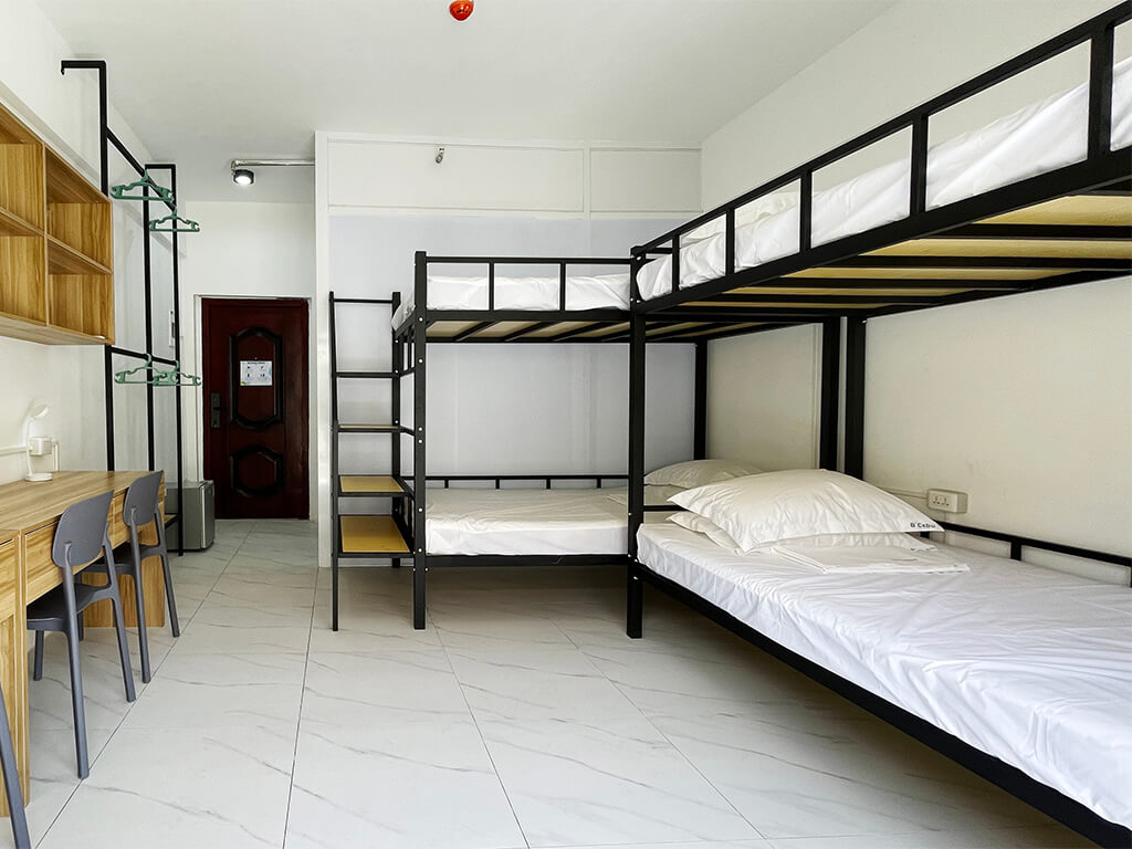 B'Cebu（ビーセブ）学生寮4人部屋